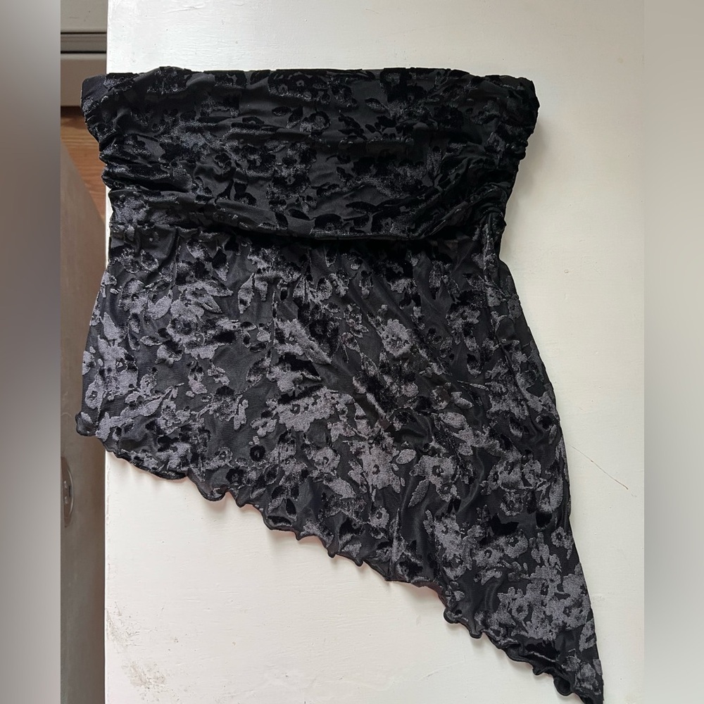 Urban Outfitters Y2K Velvet Burnout Tube Top in Black Size Small